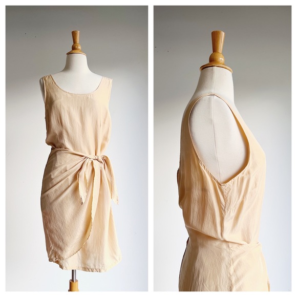 Vintage Dresses & Skirts - VINTAGE | Ivory/Cream Silk Sheath Dress | M
